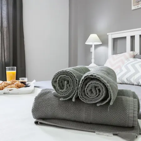 Appartamento Be Eixample Arco Del Triunfo Barcellona