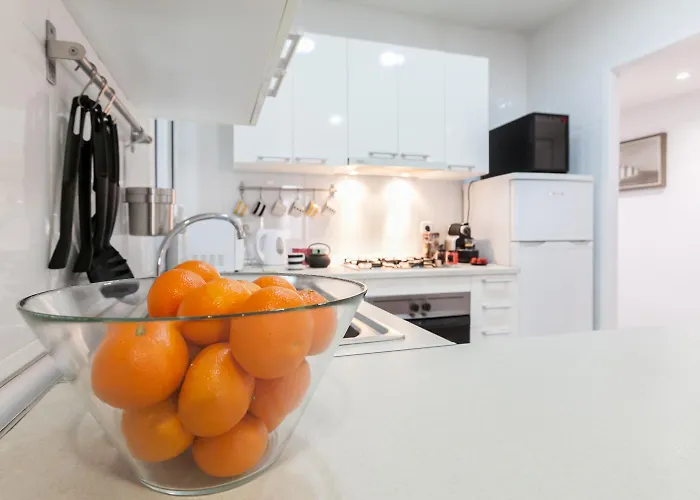 Be Eixample Arco Del Triunfo *